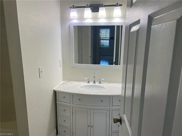23710 Walden Center Dr #106 — Photo 5