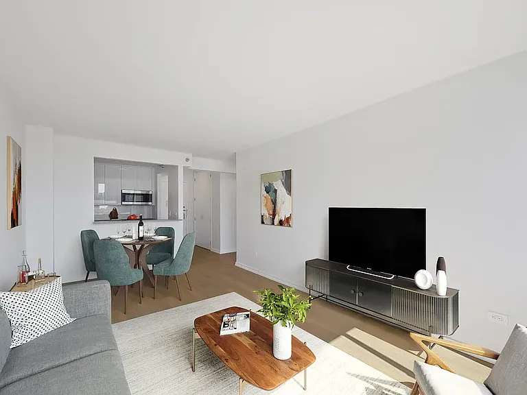75 W End Ave #P18D — Photo 5