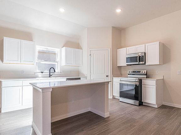5th image of 119 Kylie Dr