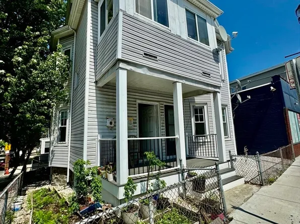 437 Ferry St #1, Everett, MA 02149