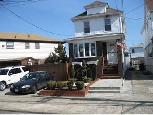 Sold by Bergen Basin Real Estate | media 1