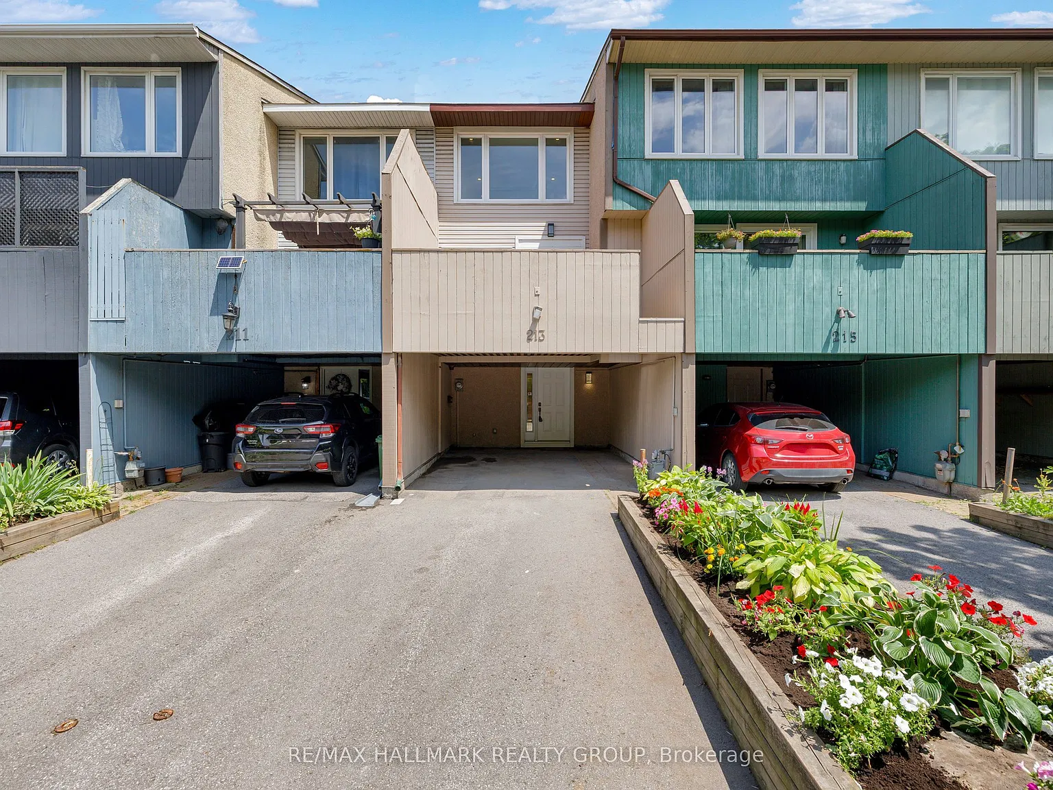 4 bed, $3,800 — Photo 1