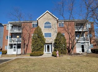 115 Springlake Dr APT 3, Erlanger, KY 41018