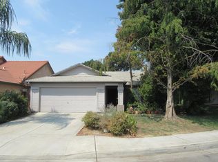 3668 Larkin Ave, Clovis, CA 93612