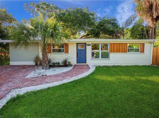 1363 Delmar Ln, Naples, FL 34104