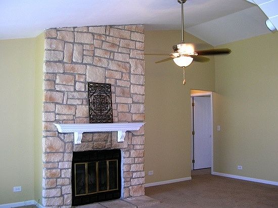 2nd image of 3122 Eugene Ln #1