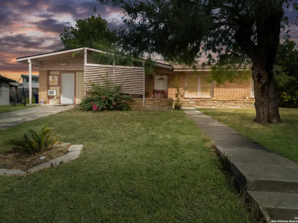 455 Pamela Dr, San Antonio, TX 78223