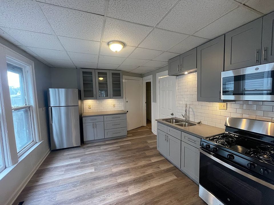 1st image of 80 Wescott St #1