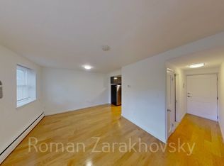 10 Marion St #2A, Brookline, MA 02446