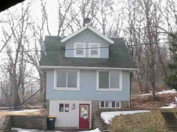 603 E Main St, Ellsworth, WI 54011