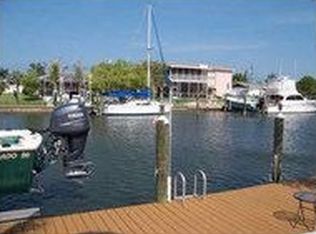 4911 Beacon Rd, Palmetto, FL 34221