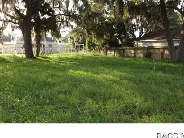 501 Midway Ave, Mascotte, FL 34753