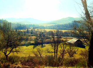 346 Salt Creek Rd, Eagle Point, OR 97524