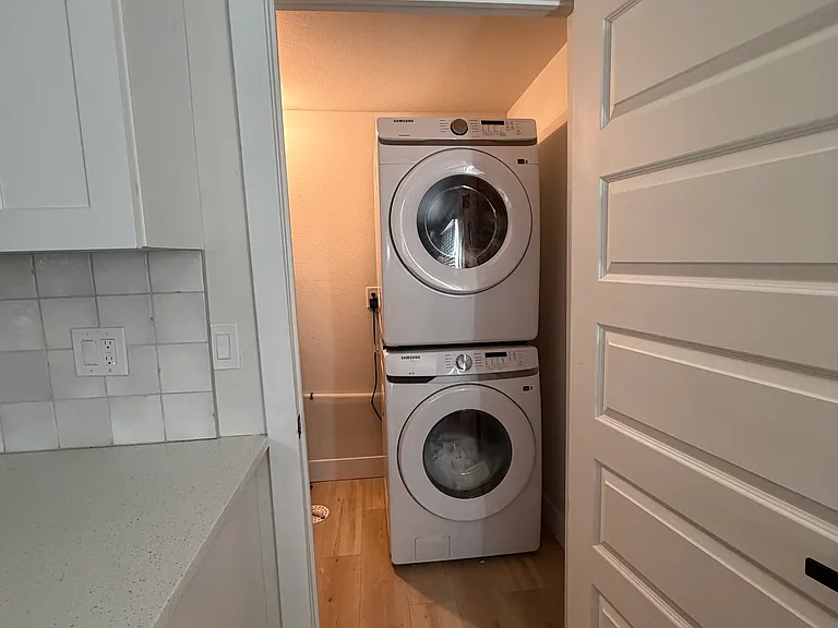 Utility Closet/Laundry