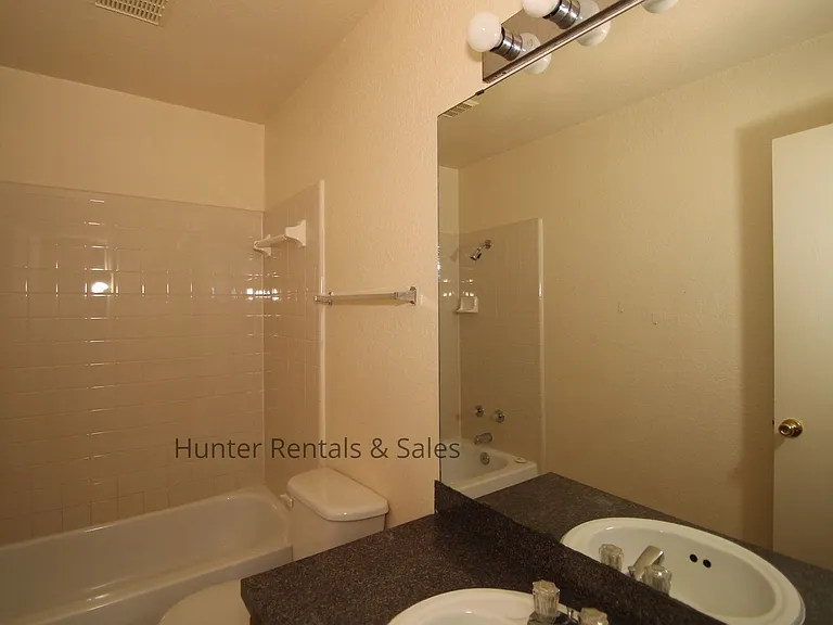 4400A Deek Dr — Photo 10