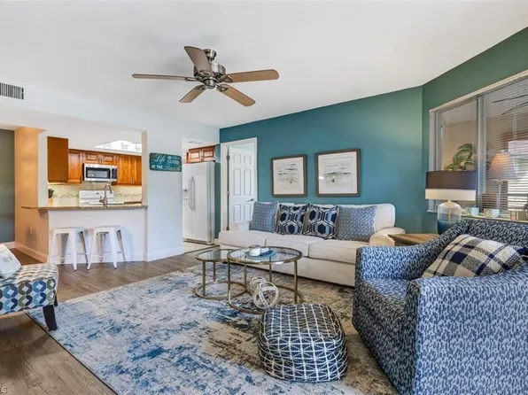 3180 Seasons WAY #907, ESTERO, FL 33928