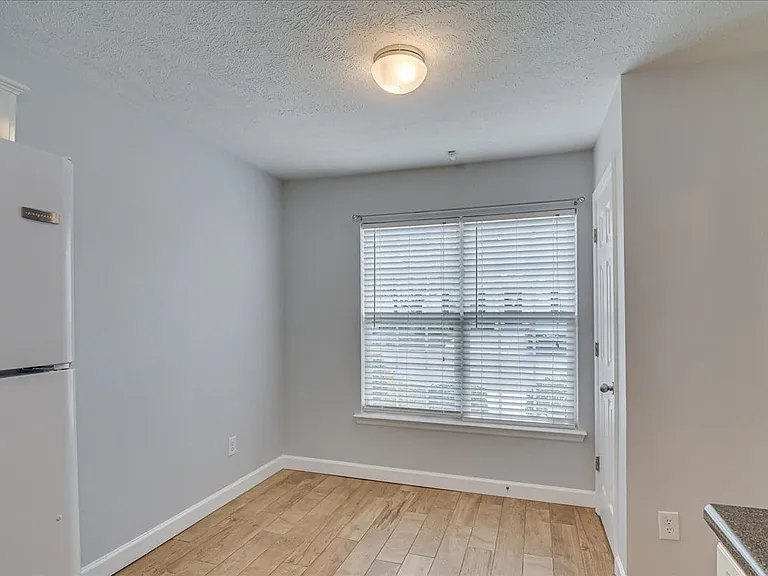 969 Cammaron Way — Photo 20