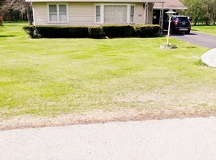 556 Gatewood Dr, Twin Lakes, WI