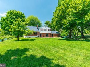 400 Bishop Hollow Rd, Newtown Square, PA 19073