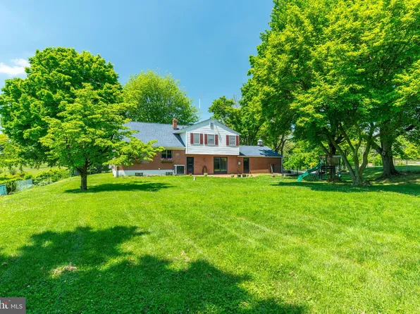 400 Bishop Hollow Rd, Newtown Square, PA 19073