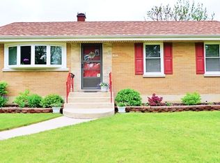 1532 Victoria Ave, Berkeley, IL 60163