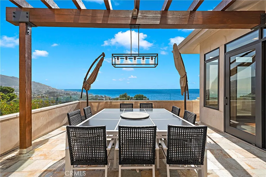 5 bed, 5.5 bath, 4161 sqft, $20,000 — Photo 4