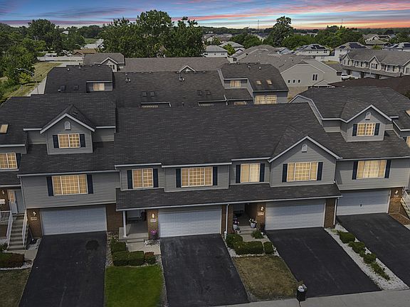 2nd image of 20176 Ash Ln