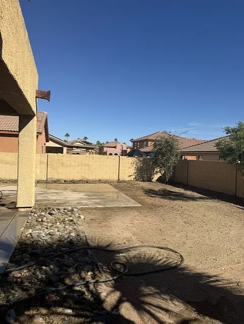 4 bed, 2420 sqft, $1,995 — Photo 4