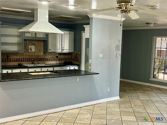 5th image of 1407 E Vardeman Ave