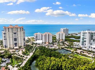 40 Seagate DR #1204A, NAPLES, FL 34103