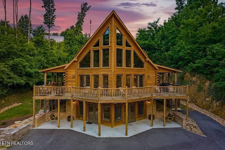 761 Village Loop Rd, Gatlinburg, TN 37738 | MLS #1262807 | Zillow