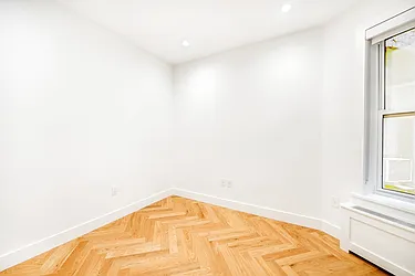 Rented by Akelius Real Estate Management