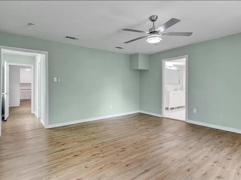 Granger Dr — Photo 12