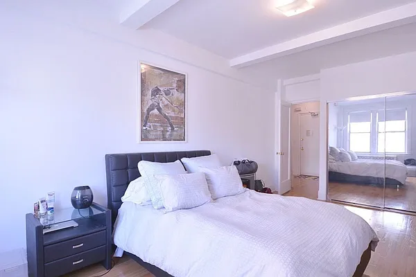 Rented by Compass | media 18