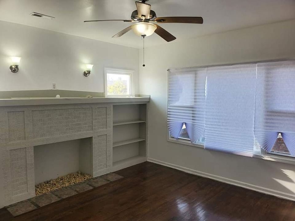 1st image of 4747 W Congress Pkwy #2