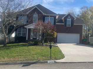 2020 Mosaic Ln, Knoxville, TN 37924
