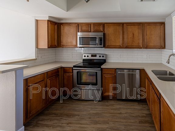 2nd image of 4925 E Desert Cove Ave Unit 206