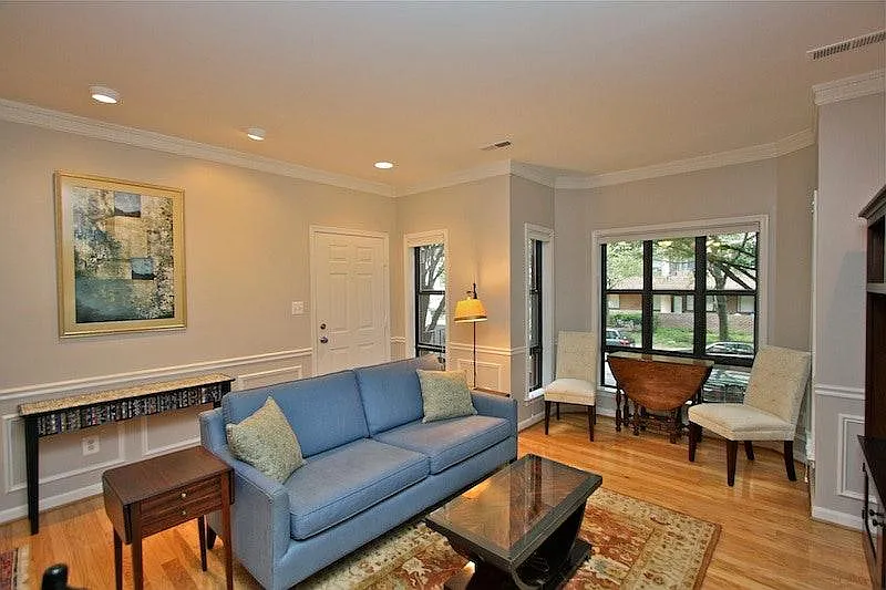 Living Room - 1203 N St NW #C