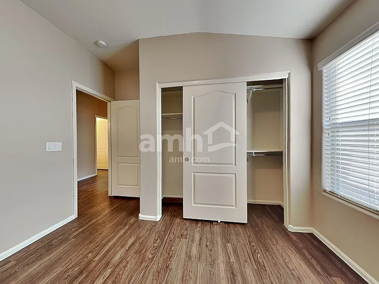 10338 W Wood St — Photo 18