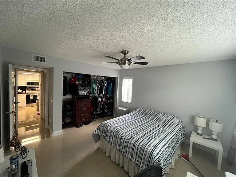 5051 Wiles Rd #207 — Photo 13