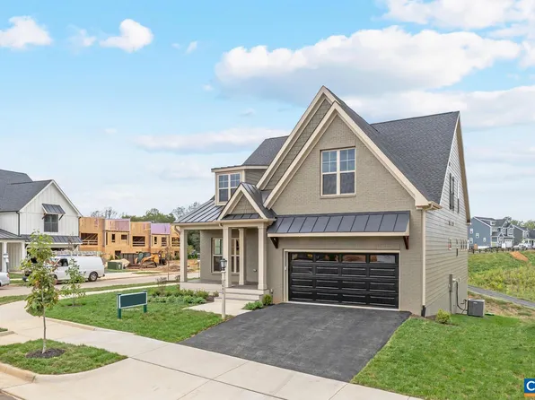 3055 Farrow Cir, Charlottesville, VA 22901