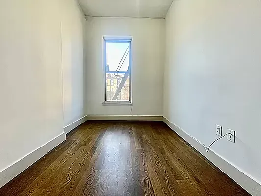 Rented by ERNY LLC | media 25