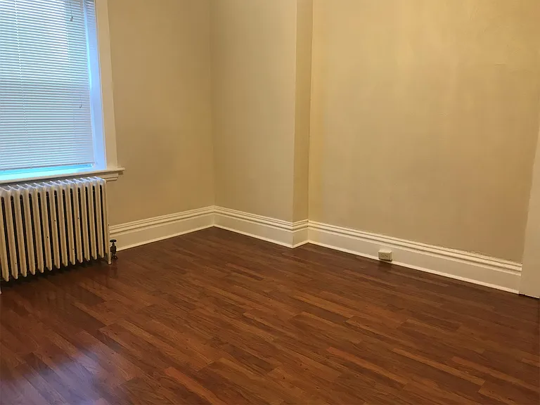 5425 Baywood St #4 — Photo 5
