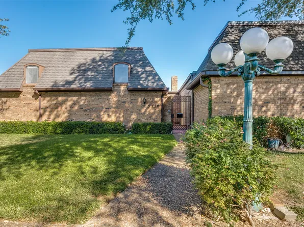 3235 Stonehenge Ln, Carrollton, TX 75006