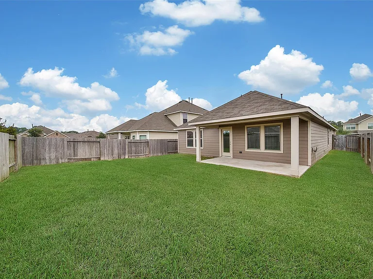 1016 Brighton Orchards Ln — Photo 36