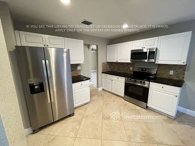 3261 NW 108th Dr — Photo 4