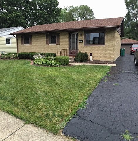 1st image of 2101 Dartmoor Dr