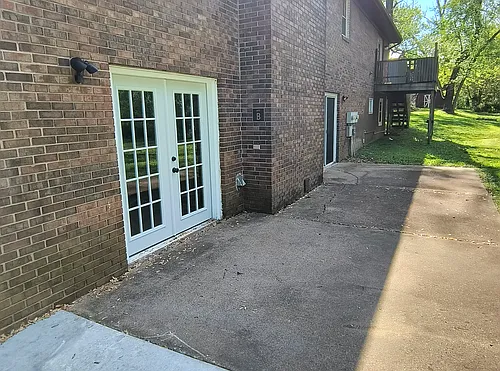 White Label 9ac47effc5bf6ccb6bfc417bd9b0acf1 rentals medium 500 500