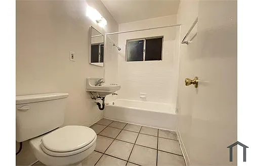 5852 Willoughby Ave #8 Photo 1