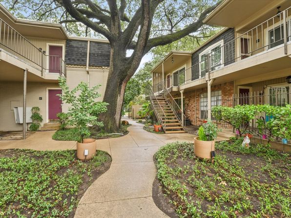 Home for Sale in Maple Lawn Dallas TX